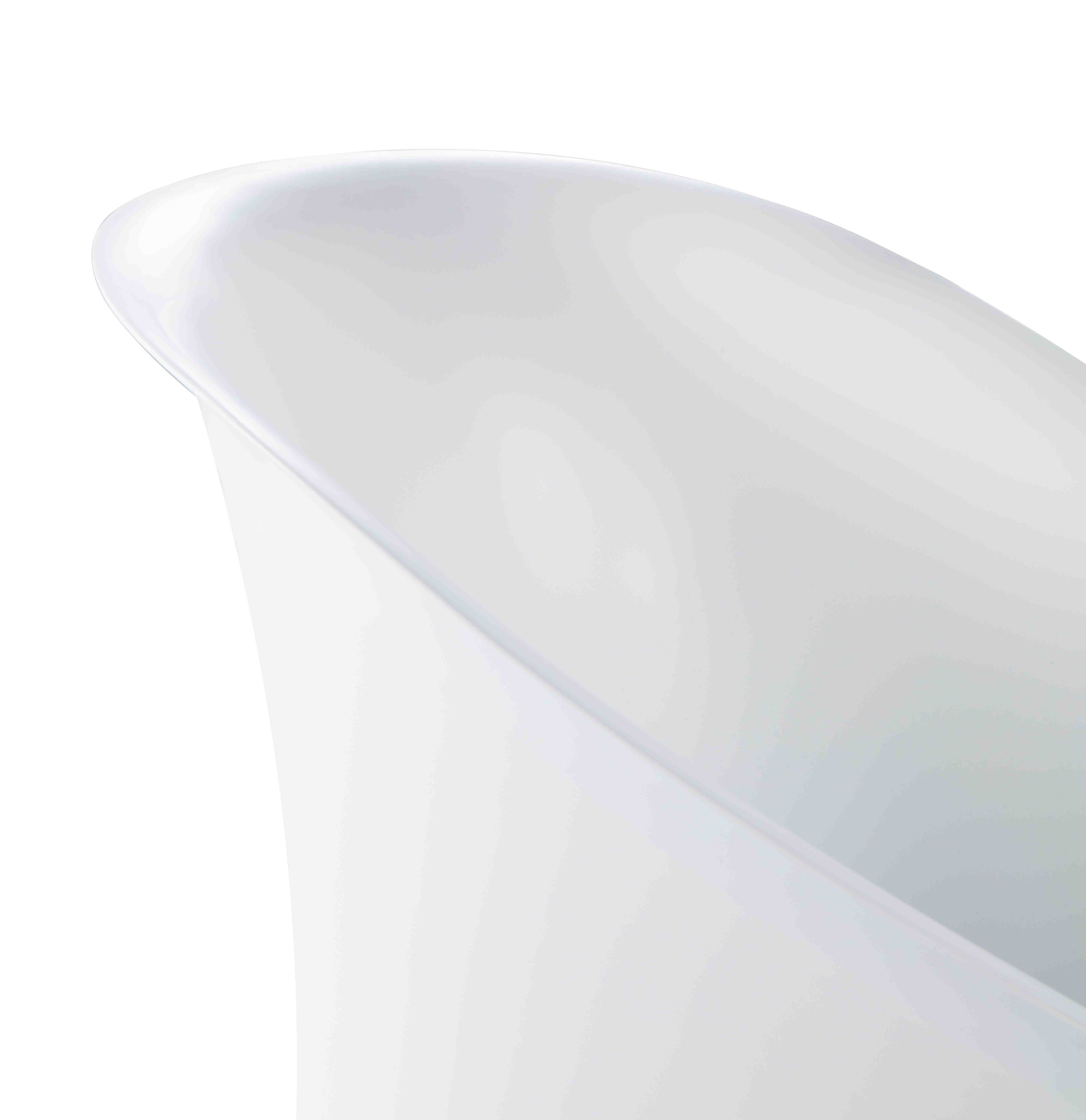 Aquaflo Eleganza 67"x32" Freestanding Bathtub