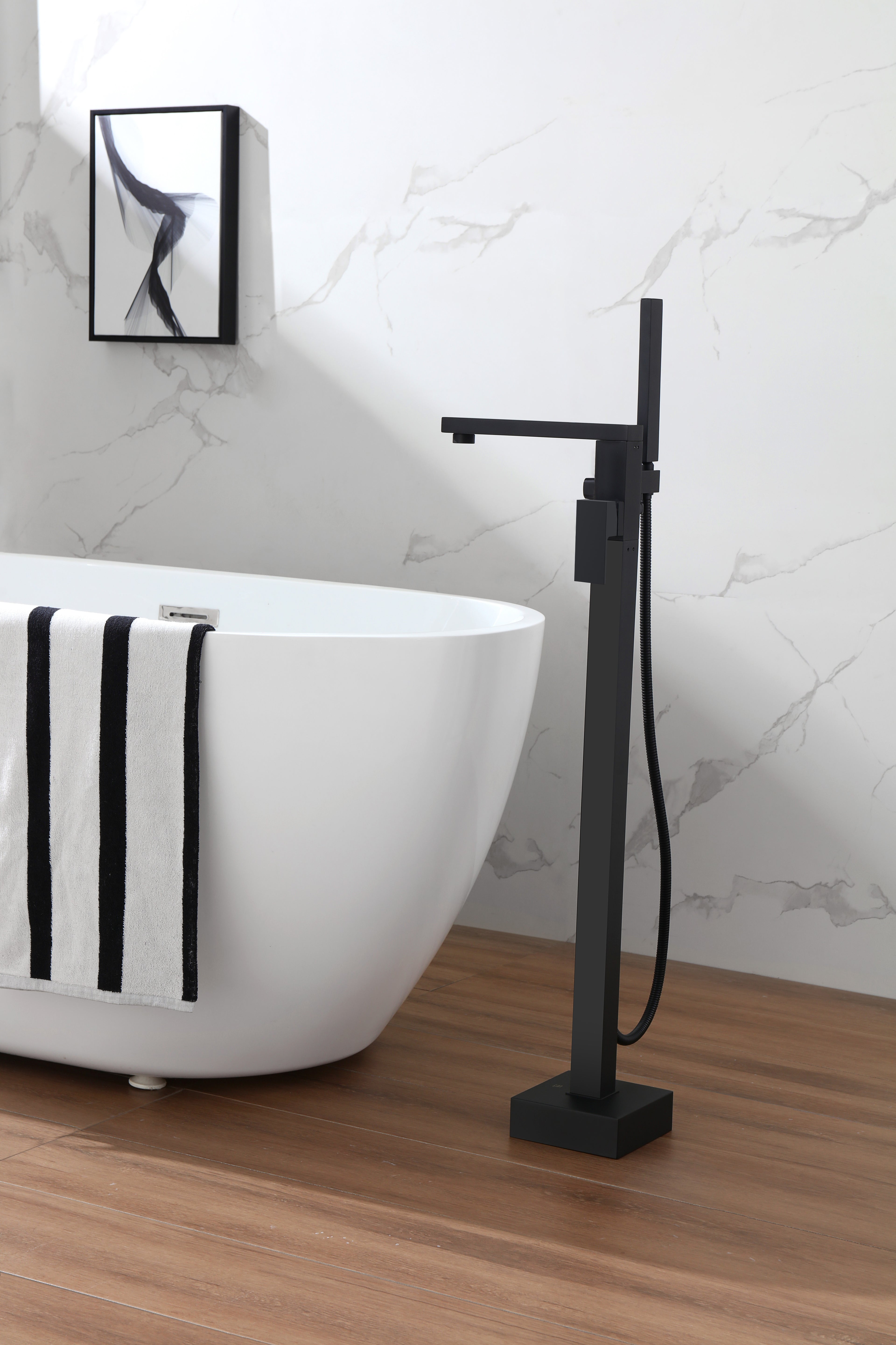 Aquaflo Kent Freestanding Tub Filler