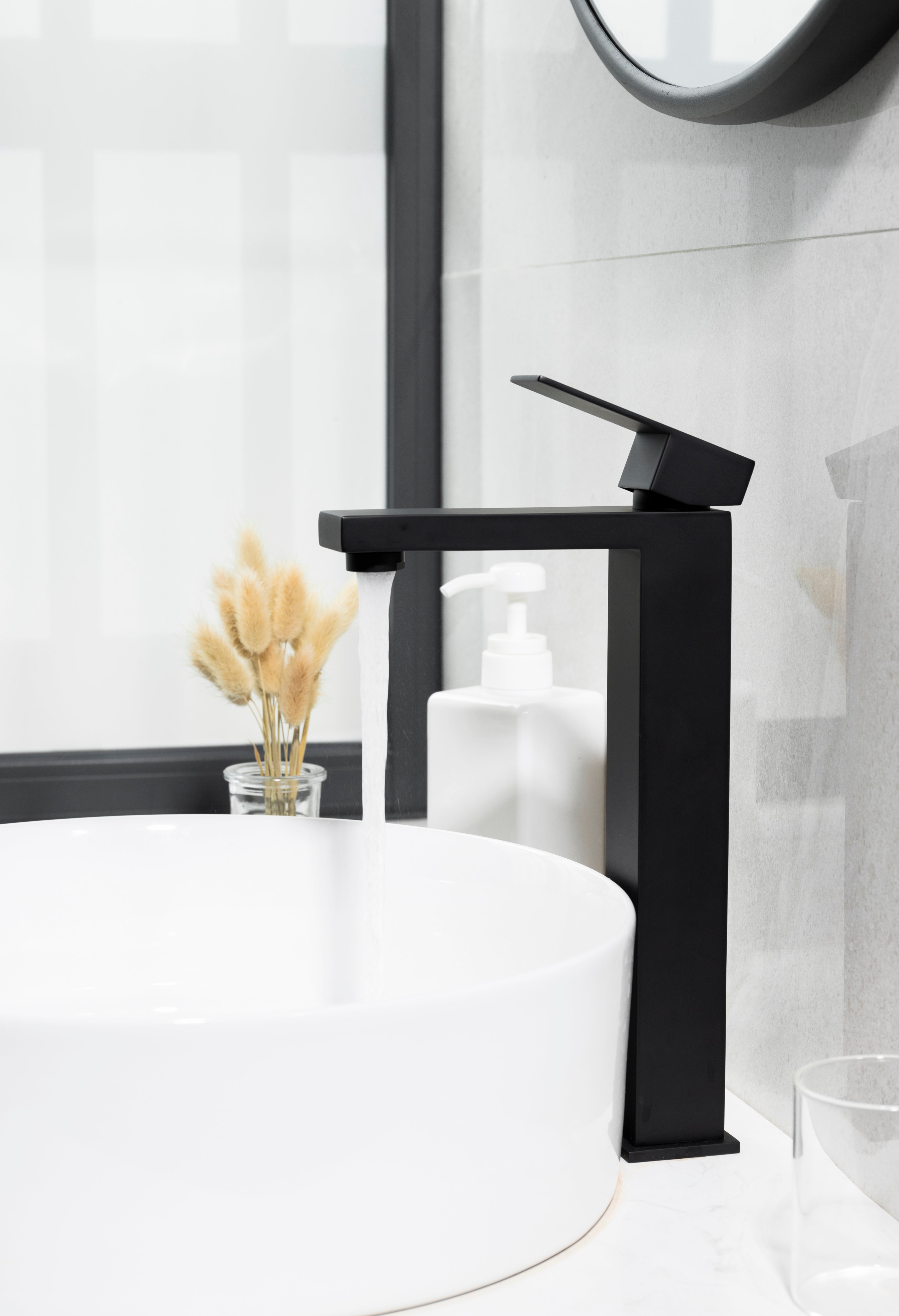 Aquaflo Kent Single-hole Vessel Faucet BFK02