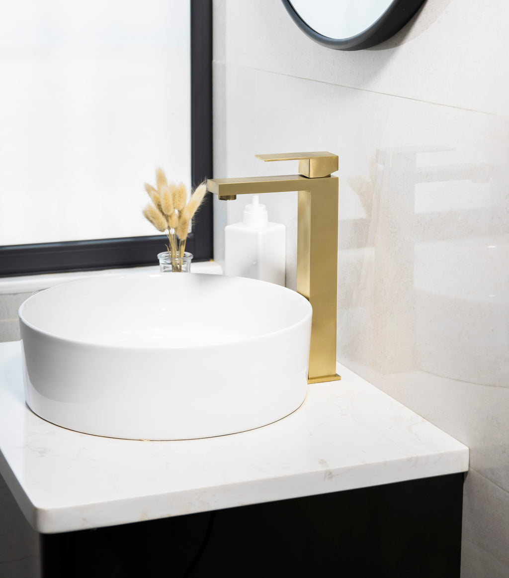 Aquaflo Kent Single-hole Vessel Faucet BFK02