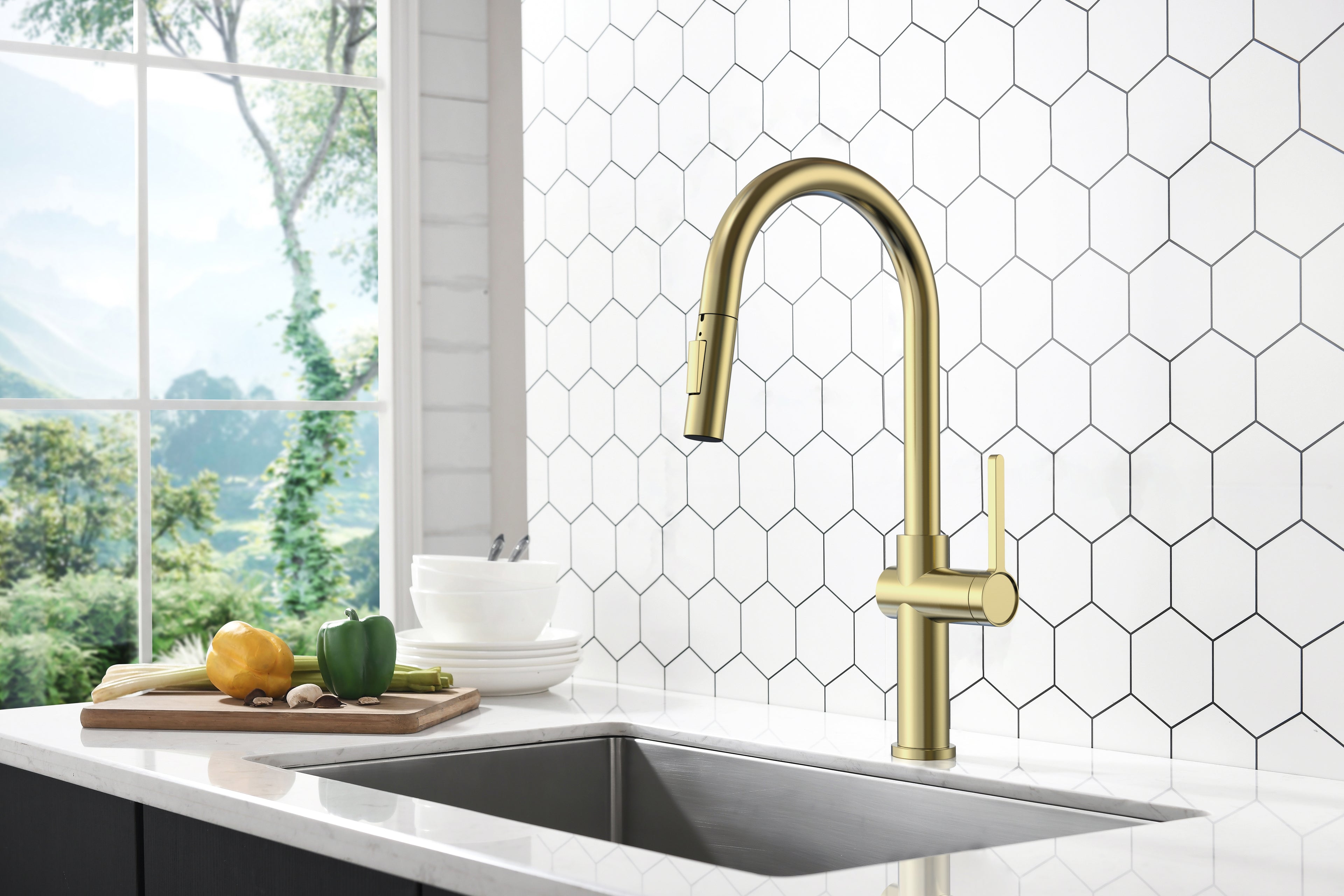 Aquaflo Glanz Pull-Down Kitchen Faucet